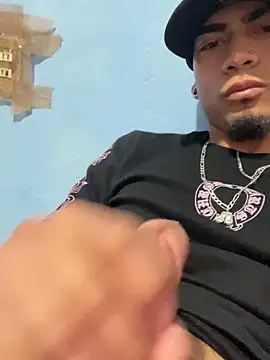 Snapshot of Ricardo2334 chatting on 02/24/26, 08:51 Ricardo2334 online show from 02/24/26, 08:51