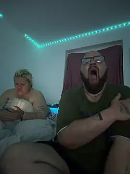 mrandmrsdarkside online show from 04/13/26, 08:58