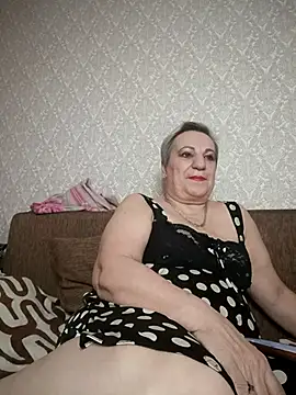 StarNicole online show from 11/28/25, 05:43