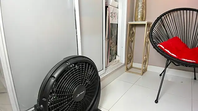 dulce fiore07 online show from 09/30/25, 12:32