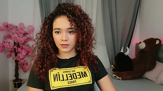 Taylor Tina online show from 10/13/25, 05:29