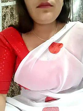 Snapshot of MISS_RIYA14 chatting on 10/11/25, 03:50 MISS RIYA14 online show from 10/11/25, 03:50