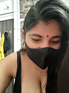 Snapshot of MISS_RIYA14 chatting on 11/11/25, 04:34 MISS RIYA14 online show from 11/11/25, 04:34