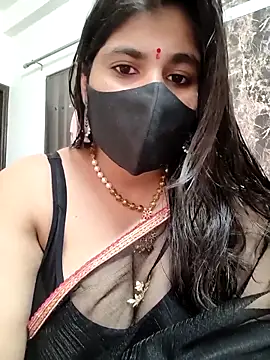 Snapshot of MISS_RIYA14 chatting on 11/28/25, 09:01 MISS RIYA14 online show from 11/28/25, 09:01