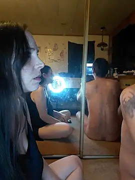 Shy Naughty Girl online show from 04/17/26, 03:42