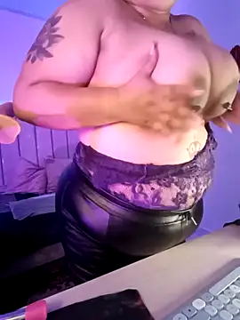 AndreaKinky online show from 09/14/25, 08:13