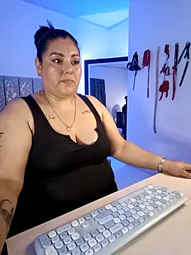 AndreaKinky online show from 10/10/25, 08:13