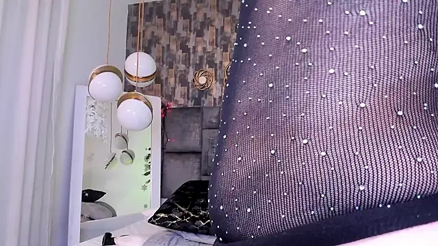 Snapshot of PatyLawrence chatting on 02/03/26, 06:22 PatyLawrence online show from 02/03/26, 06:22