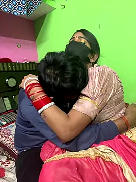 SEXY-SIMI-BHABI online show from 11/10/25, 03:00