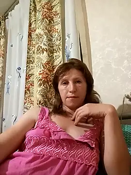 Snapshot of Flower2931 chatting on 10/07/25, 06:49 Flower2931 online show from 10/07/25, 06:49