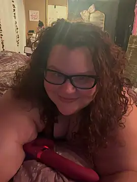 Snapshot of Fatpussybigass chatting on 05/10/26, 03:44 Fatpussybigass online show from 05/10/26, 03:44