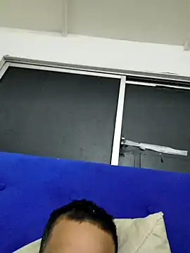 Snapshot of jhoi95 chatting on 11/08/25, 02:23 jhoi95 online show from 11/08/25, 02:23