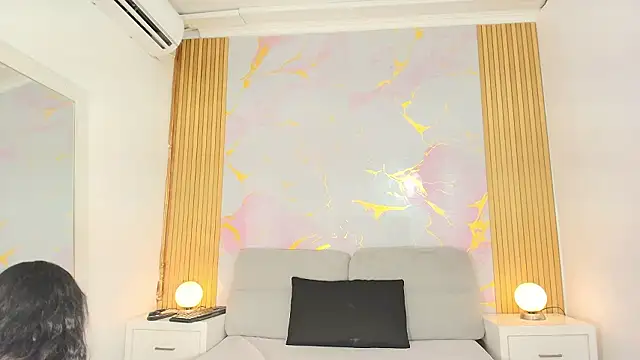 MayaBaker online show from 02/09/26, 08:02