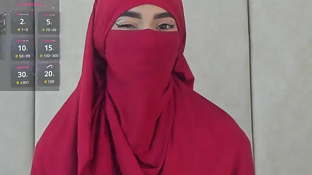 Snapshot of _Zahiira_ chatting on 09/26/25, 11:47 Zahiira online show from 09/26/25, 11:47