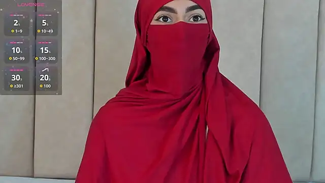  Zahiira  online show from 11/19/25, 11:54