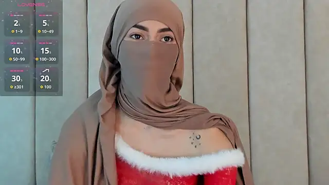 Snapshot of _Zahiira_ chatting on 12/22/25, 12:24 Zahiira online show from 12/22/25, 12:24