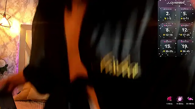 Aisha poweer online show from 12/16/25, 02:38