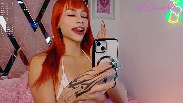 ScarlettRusso1 online show from 09/28/25, 12:21