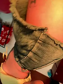 ScarlettRusso1 online show from 10/22/25, 12:16