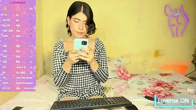 xxxEmmaxx online show from 09/11/25, 05:29