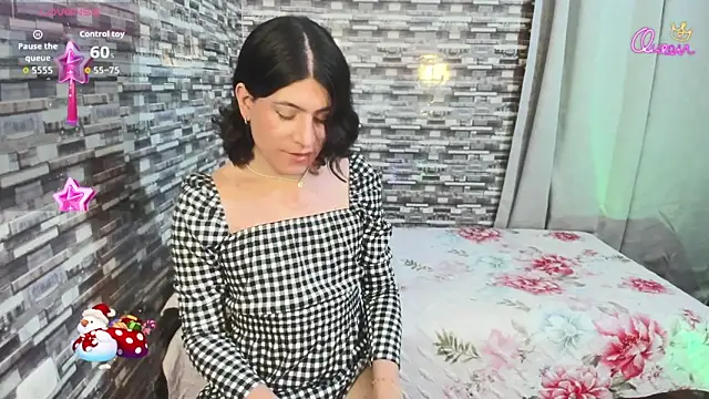 xxxEmmaxx online show from 12/19/25, 04:30