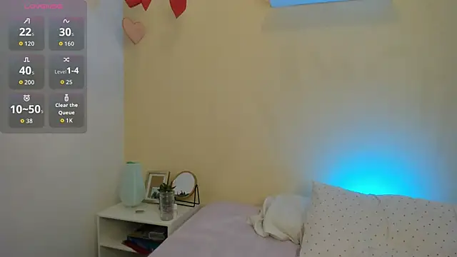 Katty  Rousse online show from 09/23/25, 08:12