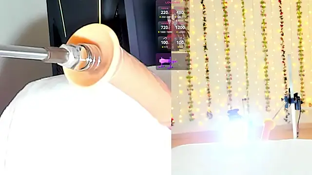 Kitty  Rose   online show from 12/21/25, 10:11