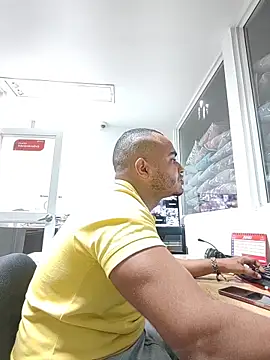 SanChacal5694 online show from 04/06/26, 10:00