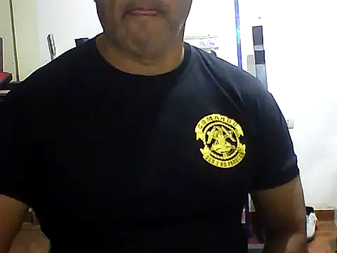 Snapshot of sexigym35 chatting on 10/10/25, 02:54 sexigym35 online show from 10/10/25, 02:54