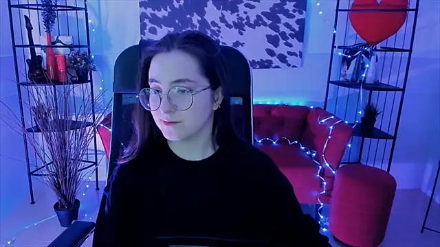 VirtuallVoyant online show from 09/16/25, 05:08