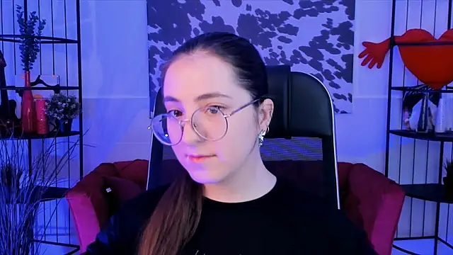 VirtuallVoyant online show from 09/24/25, 04:16