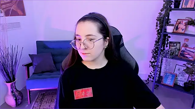 VirtuallVoyant online show from 09/30/25, 05:01