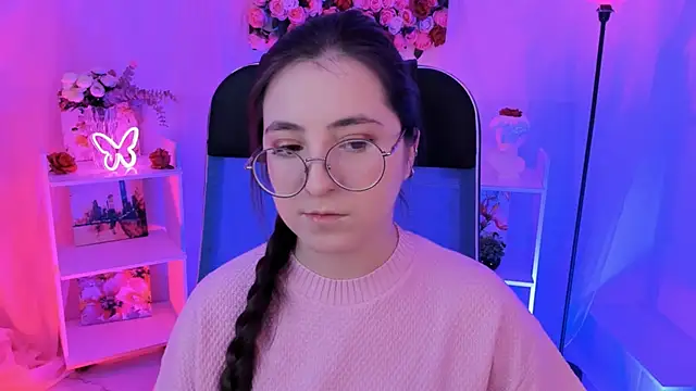 VirtuallVoyant online show from 10/16/25, 07:09