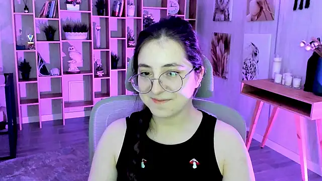 VirtuallVoyant online show from 11/05/25, 04:45