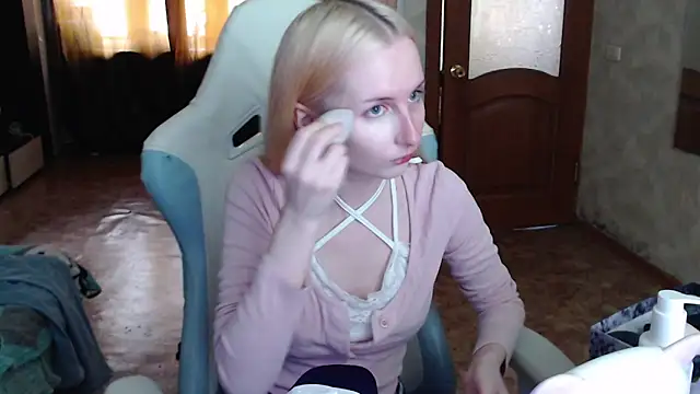 Cutti Crystal online show from 04/23/26, 12:45