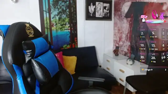 Snapshot of gigi_gilt_ chatting on 11/09/25, 04:11 gigi gilt online show from 11/09/25, 04:11