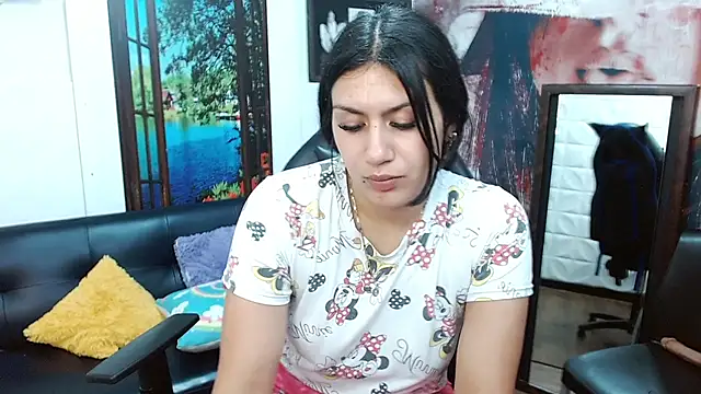 gigi gilt  online show from 04/05/26, 04:59