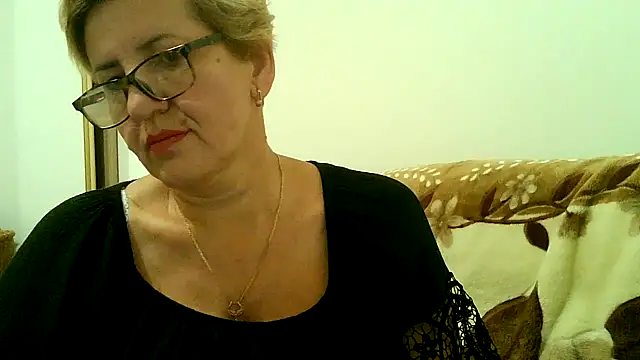 Snapshot of Dana4921 chatting on 10/03/25, 04:59 Dana4921 online show from 10/03/25, 04:59