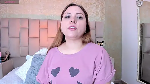 cloesummerr  online show from 11/03/25, 01:45