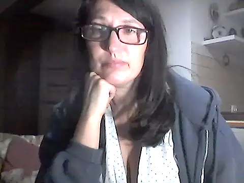 Elena48324 online show from 03/12/26, 06:36