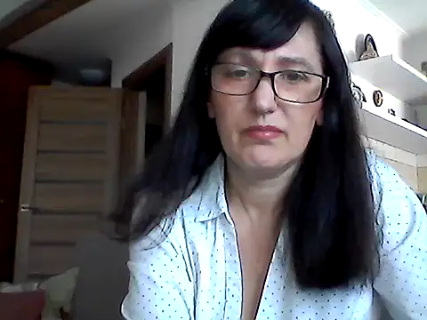 Elena48324 online show from 04/17/26, 10:18