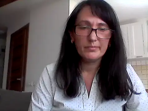 Elena48324 online show from 04/28/26, 11:04
