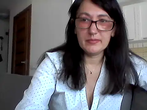 Elena48324 online show from 05/31/26, 07:15