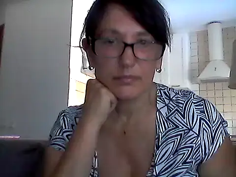 Elena48324 online show from 08/02/26, 08:57