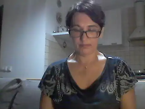 Elena48324 online show from 08/04/26, 04:53
