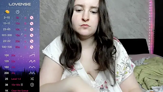 Snapshot of alice_allens chatting on 10/04/25, 03:54 alice allens online show from 10/04/25, 03:54