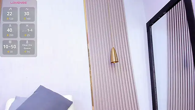 Skylar Smith  online show from 10/28/25, 12:30