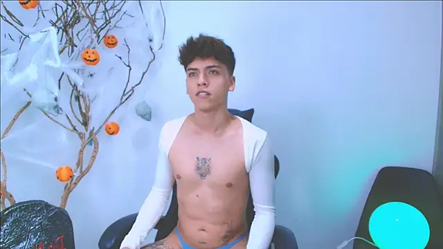 stev austin  online show from 10/29/25, 03:42