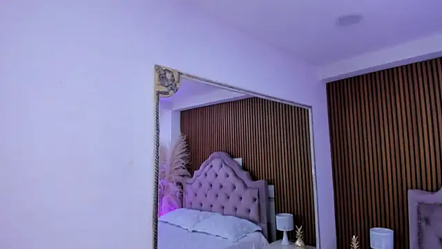 Starbutterflyy  online show from 04/16/26, 05:08