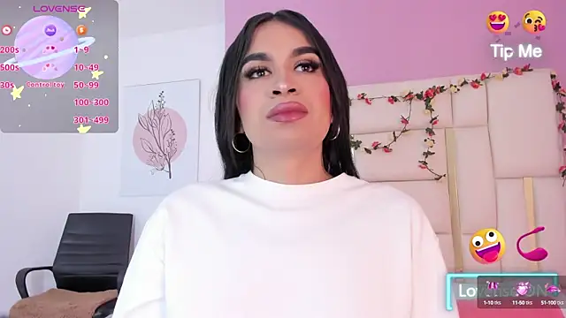 Snapshot of Silvana-Castro chatting on 09/20/25, 11:22 Silvana-Castro online show from 09/20/25, 11:22